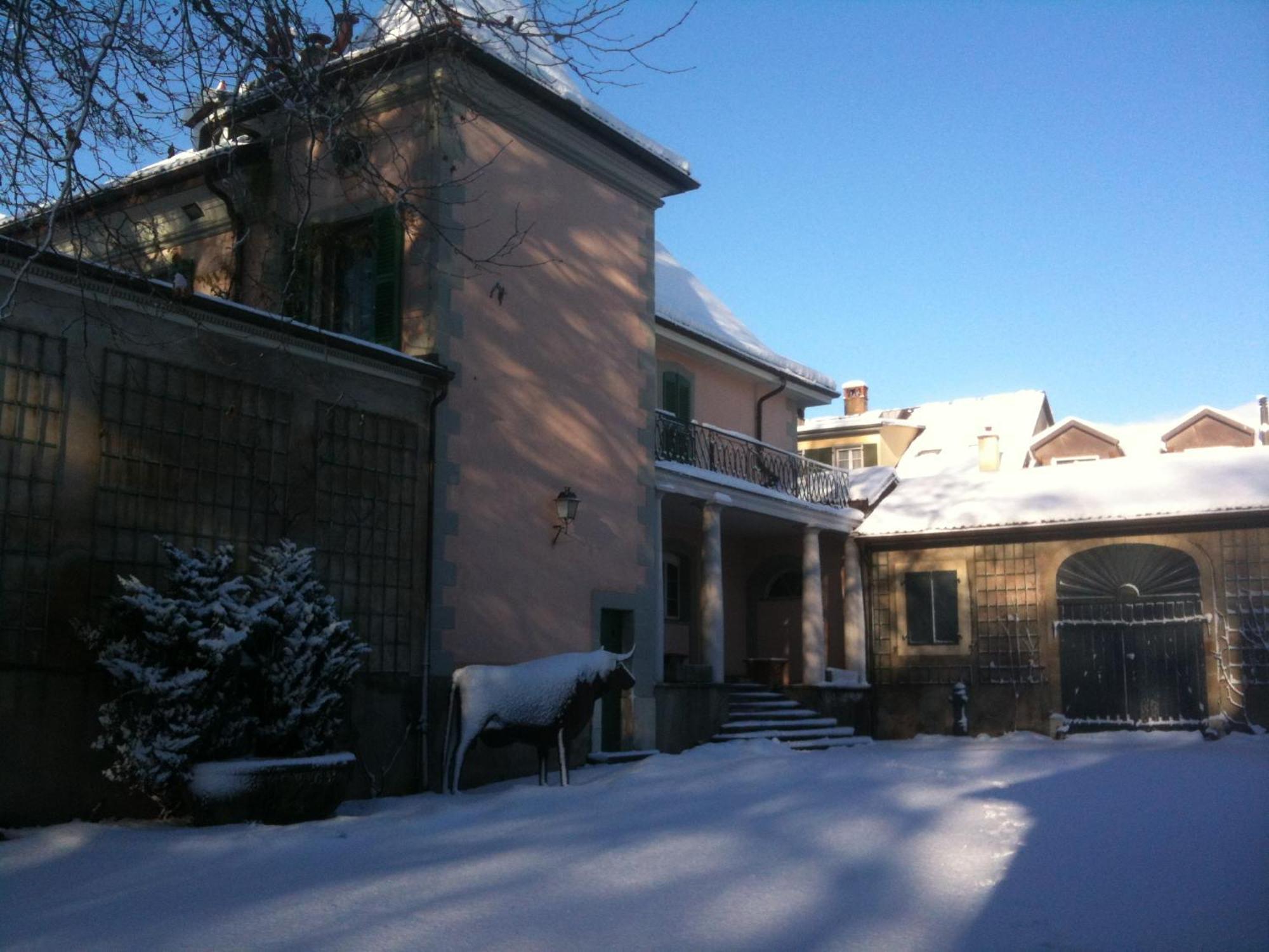 Le Chateau Lavigny Exteriör bild