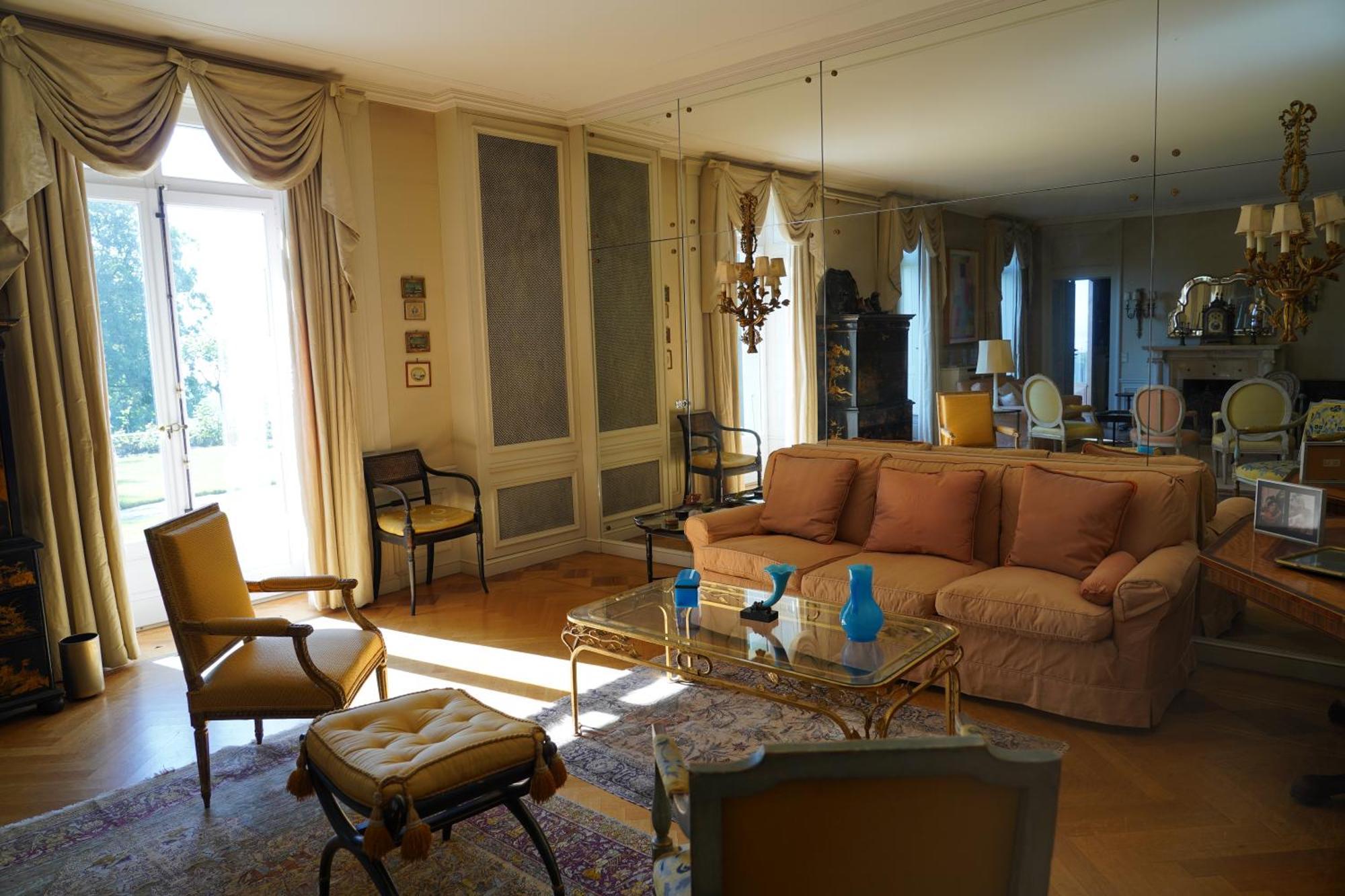 Le Chateau Lavigny Exteriör bild
